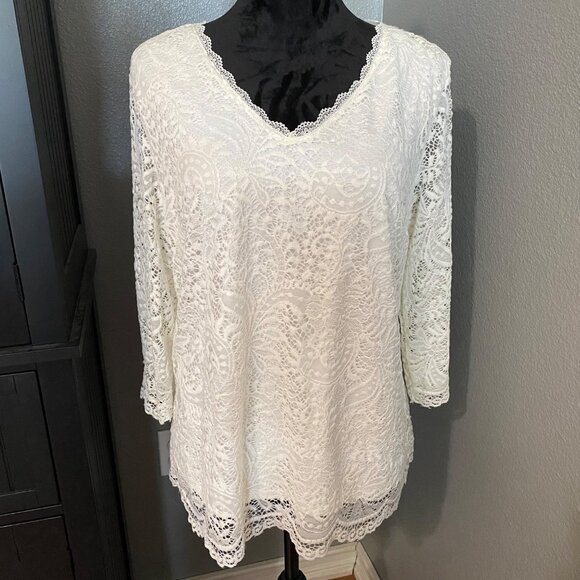 Roz & Ali Tops - Roz & Ali Blouse Size Large Off White Lace V-Neck Paisley Top Lined Cottagecore